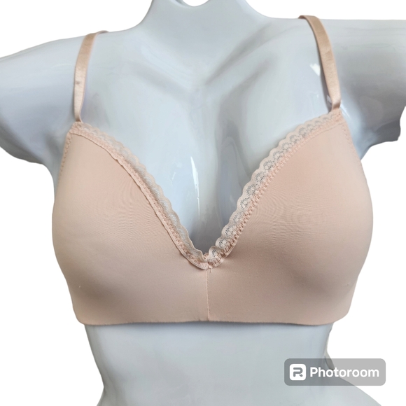 Laura Ashley Powder Pink Lightly Padded Wireless Comfy Bra 36C Style #8379-28 - Picture 1 of 12